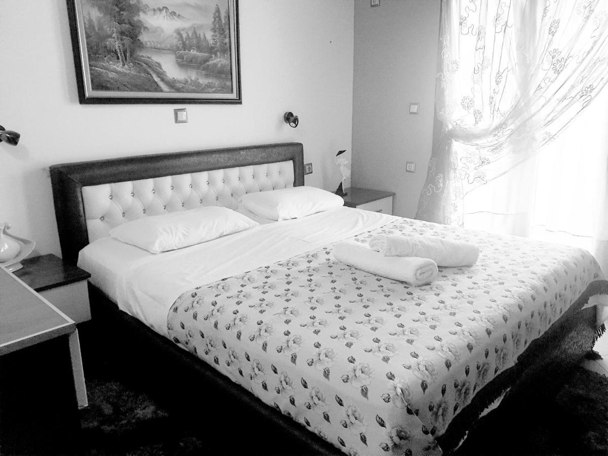 Apartment Rina Saranda Kültér fotó