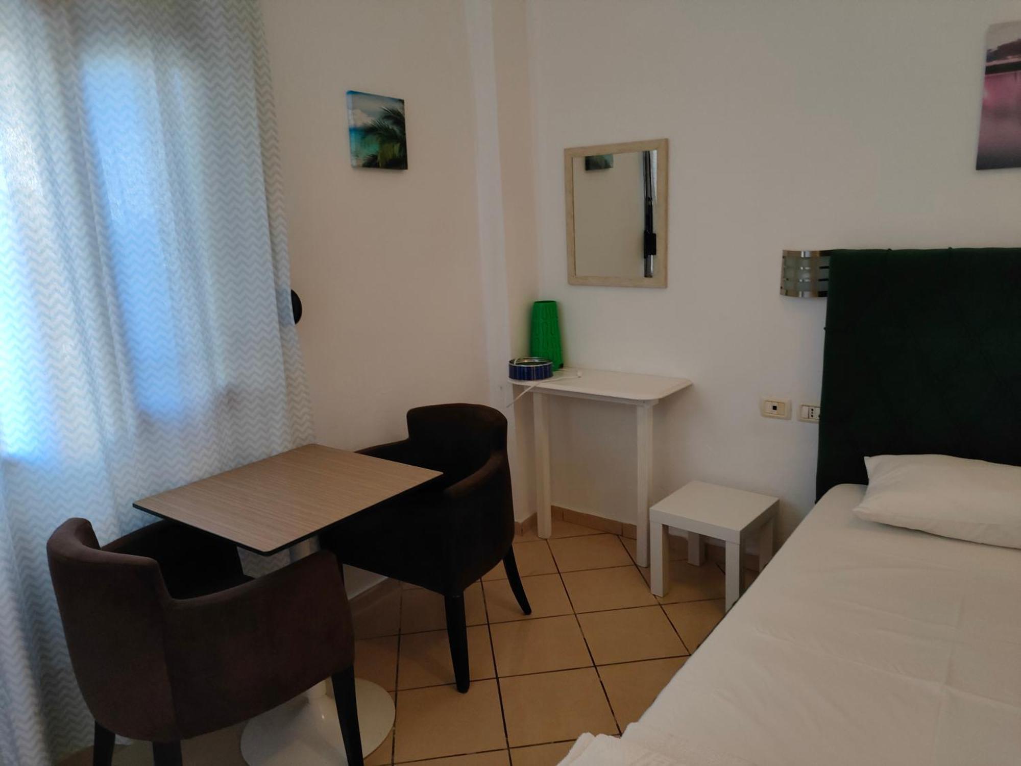 Apartment Rina Saranda Szoba fotó